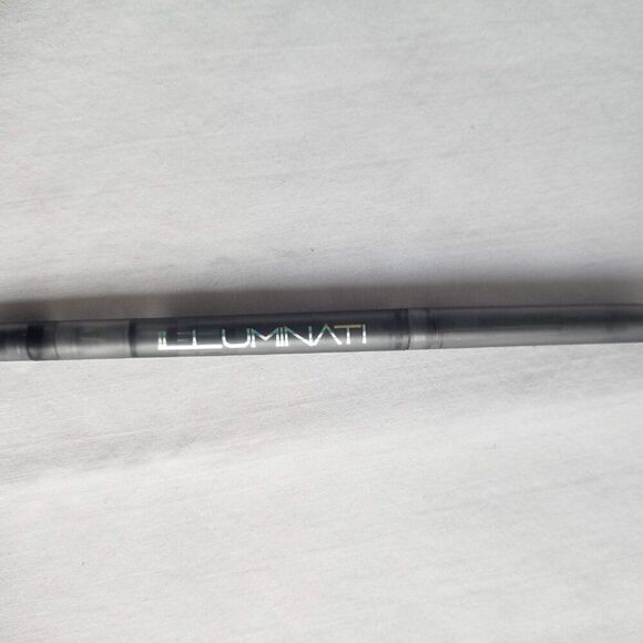 Illuminati Cosmetics - Multi-Chrome Gel Eyeliner in Prime - Picture 6 of 9